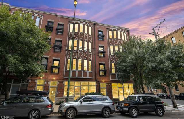 823 West Superior Street - 823 West Superior Street, Chicago, IL 60642