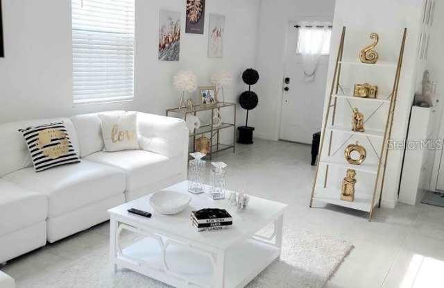 5131 FORUM BOULEVARD Gallery 2