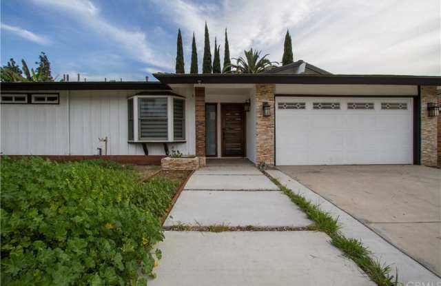 914 Joyce Drive Gallery 4