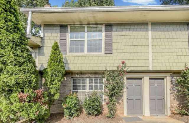 27 Villa Court - 27 Villa Court Southeast, Smyrna, GA 30080