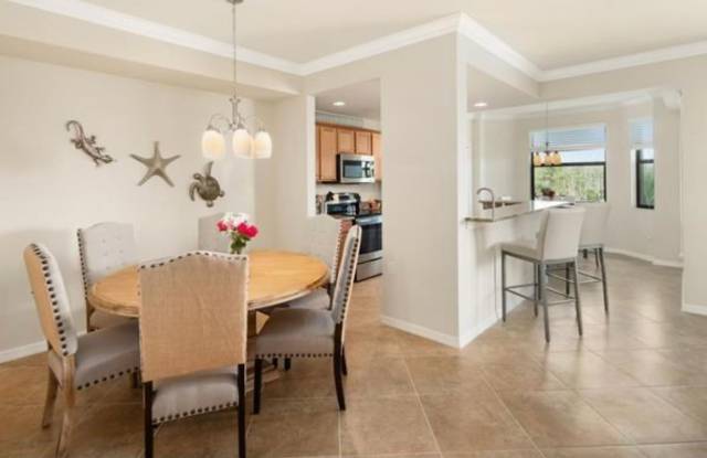 ** TREVISO BAY 2/2 BEAUTIFUL UNIT WITH GOLF TRANSFER MEMBERSHIP TO TREVISO BAY ** GOLF UNIT ** photos photos ** TREVISO BAY 2/2 BEAUTIFUL UNIT WITH GOLF TRANSFER MEMBERSHIP TO TREVISO BAY ** GOLF UNIT ** photos photos