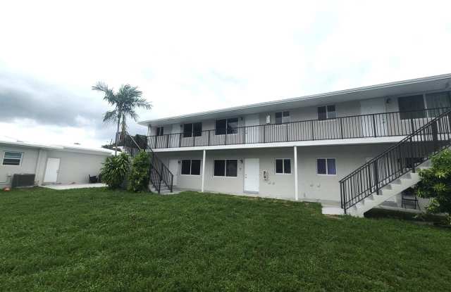 2719 Lincoln St - 2719 Lincoln Street, Hollywood, FL 33020
