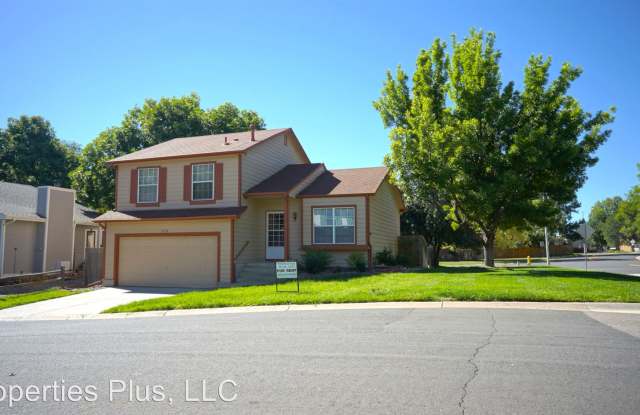 274 Greenway Cir E - 274 Greenway Cir E, Broomfield, CO 80020