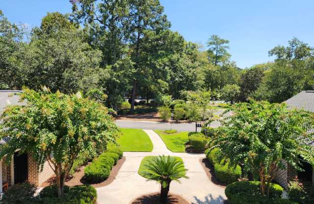 Easy, maintenance-free living at Villas on the Green at Southbridge Golf Club Gallery 3