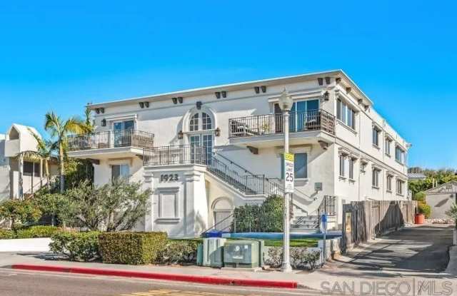 1923 San Elijo Ave Gallery 2
