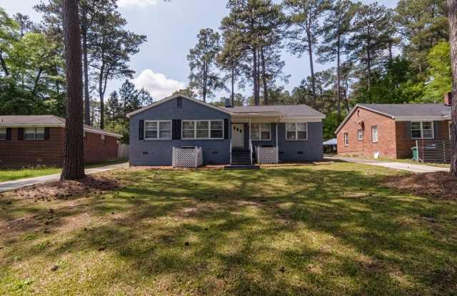 Solid brick duplex located in Forest Acres Gallery 4