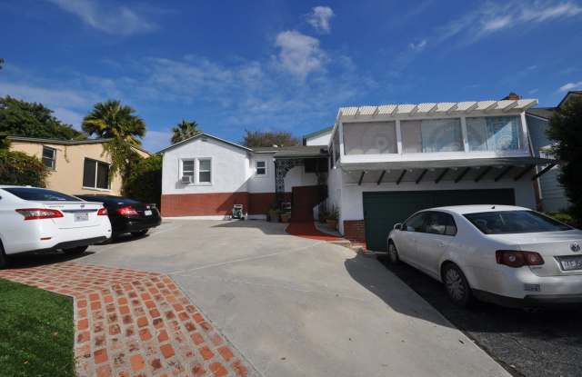 Large House, Close to Campus!! photos photos