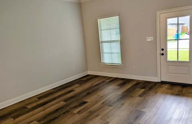 Welcome to Metairie Place! Gallery 4