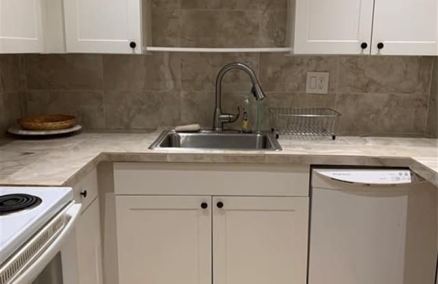5660 SW 3rd Pl - 5660 Southwest 3rd Place, Margate, FL 33068
