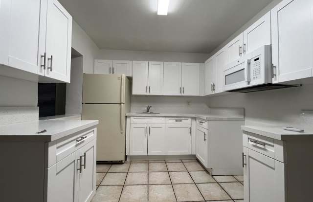 6543 SW 28th Street photos photos