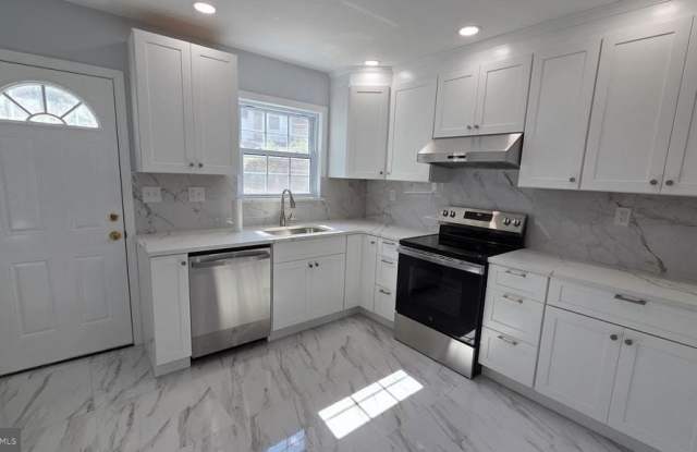 1810 E ALBERT STREET photos photos