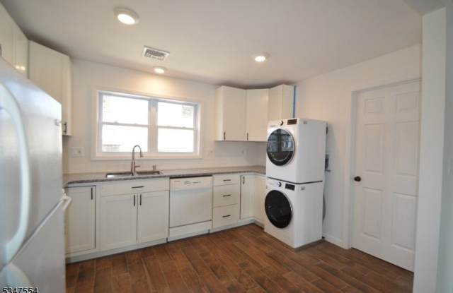 14 Newton Ave photos photos