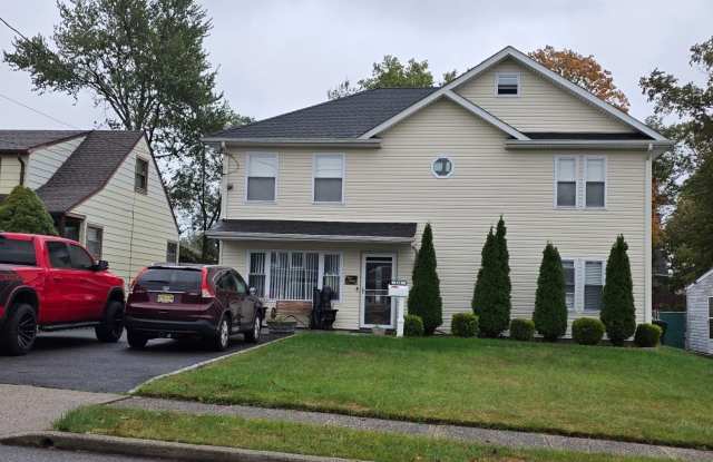 424 Remsen Avenue - 424 Remsen Avenue, Avenel, NJ 07001 424 Remsen Avenue - 424 Remsen Avenue, Avenel, NJ 07001