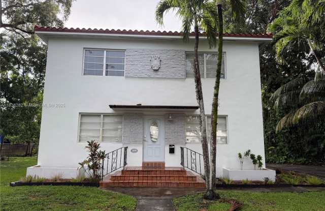 3909 Ponce De Leon Blvd photos photos