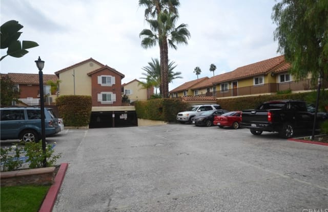 729 S Knott Avenue - 729 S Knott Avenue, Anaheim, CA 92804