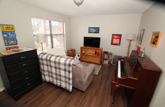 301 Ridge Street - E photos photos
