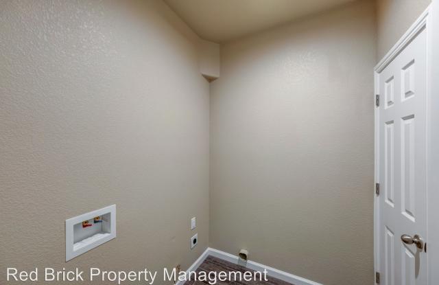 560 Granada Ct. Gallery 4
