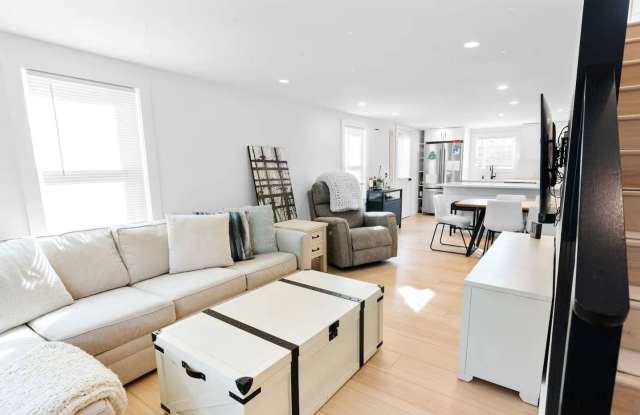 103 SECOND HOUSE RD Gallery 2