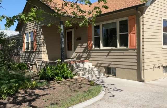 3 Bed 2 Bath Home in Greeley - 2 Car Garage Gallery 4