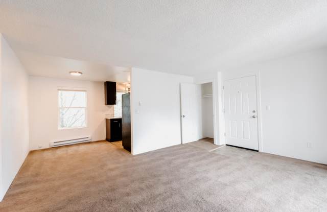1506 South G Street#3 Gallery 3