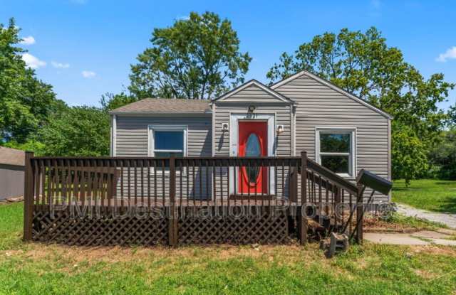 2521 S Evanston Ave - 2521 South Evanston Avenue, Independence, MO 64052
