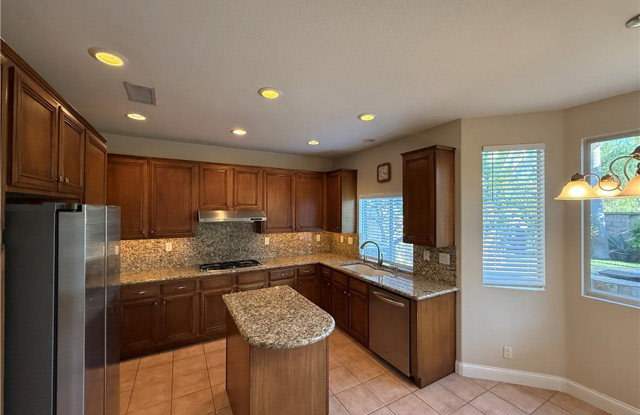 24672 Monita Circle Gallery 2