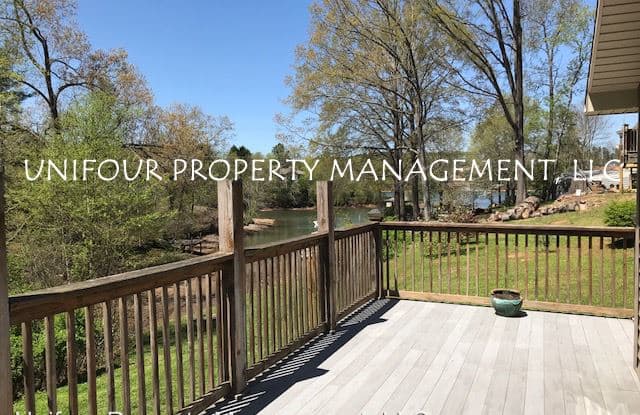 4109 6th St Dr NW - 4109 6th Stdr Northwest, Catawba County, NC 28601