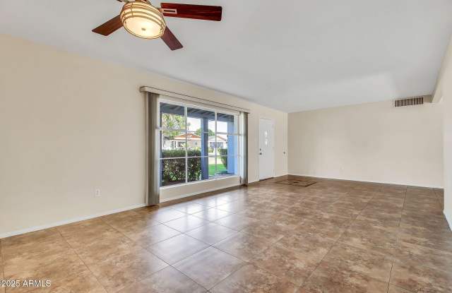 4623 E CATALINA Drive Gallery 4