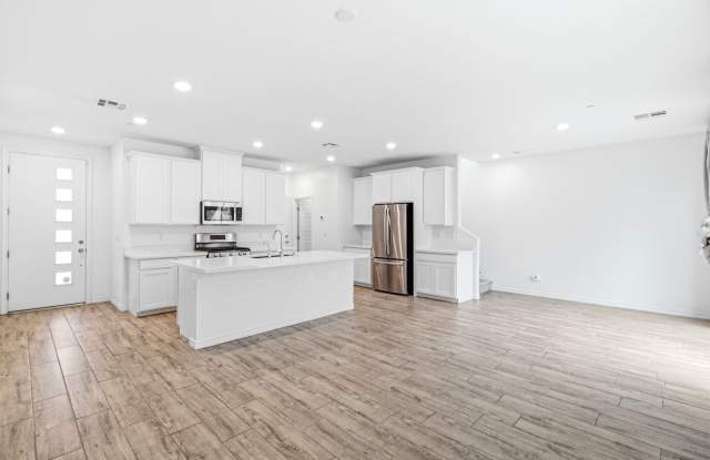 Beautiful 3-Bedroom Home in Desirable Skye Canyon photos photos