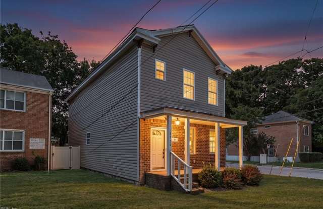 1359 W 40th Street photos photos