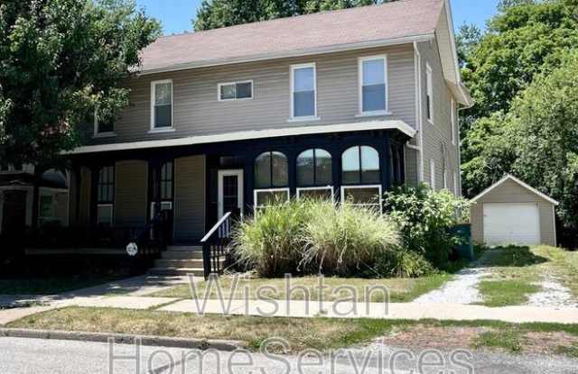 322 S MADISON ST photos photos