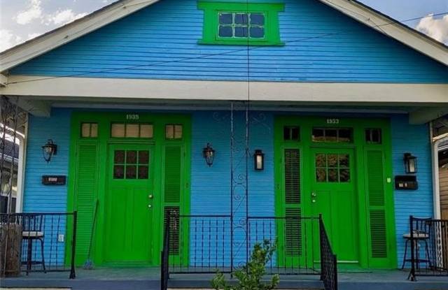 1935 S LOPEZ Street photos photos