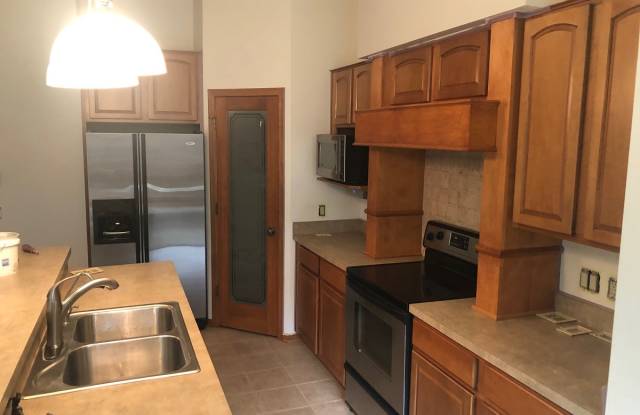 2440 119th Ct Ne Gallery 2