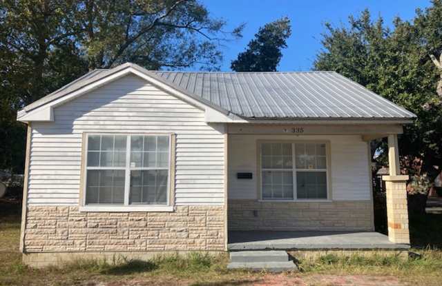 Biloxi 3 Bedroom Gallery 1
