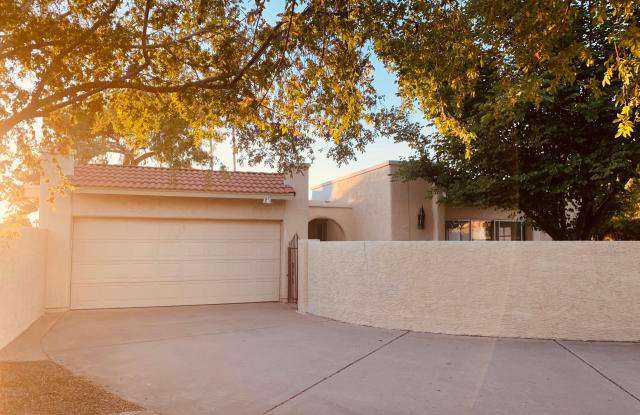 7008 N VIA DE PAESIA Street - 7008 North via De Paesia, Scottsdale, AZ 85258