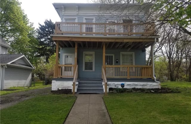 2223 East 89th St - 2223 East 89th Street, Cleveland, OH 44106