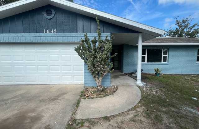1645 E Paradise Lane photos photos