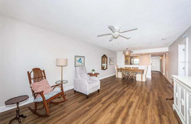 Charming 2BR Condo in Saint Petersburg photos photos