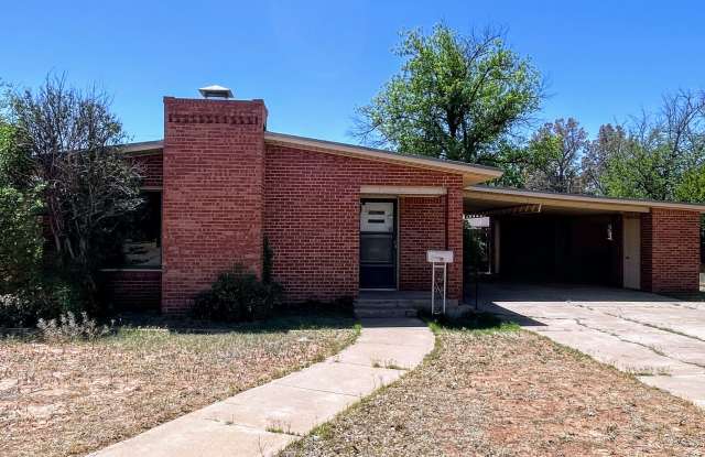 Modern Comfort Meets Texas Charm in this 3-bedroom, 2-bath single-family Lamesa home! photos photos