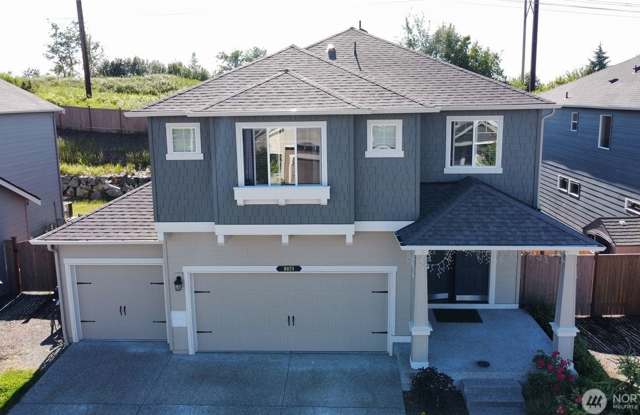 5 bedroom Marysville 2 story home photos photos