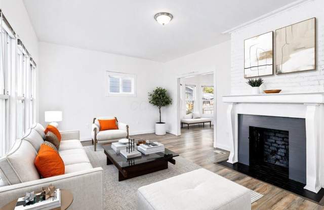 866 E Starr Avenue photos photos