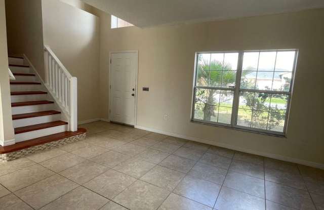 Massive Renovated 4-Bedroom Poinciana Home with Large Den & 2-Car Garage! Gallery 4