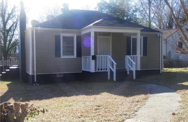 2119 Vanderbilt Road - 2119 Vanderbilt Road, Charlotte, NC 28206