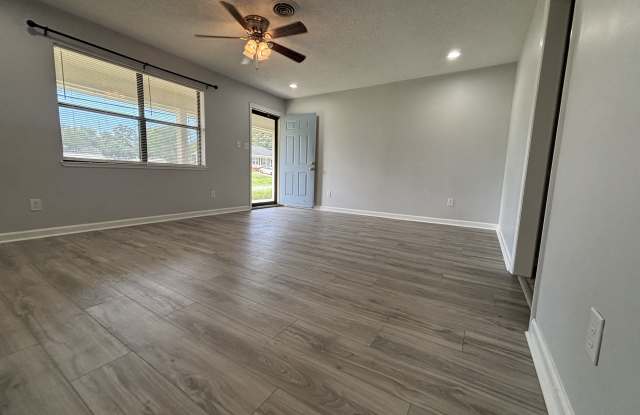 2403 Rodney Drive Gallery 1