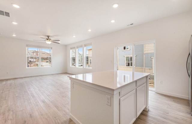 Single Family Home in Desired Neighborhood Gallery 4