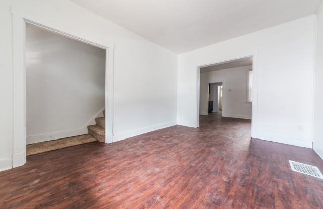 Ready NOW - SPACIOUS 3 BEDROOM HOME! - 751 Excelsior Street, Pittsburgh, PA 15210