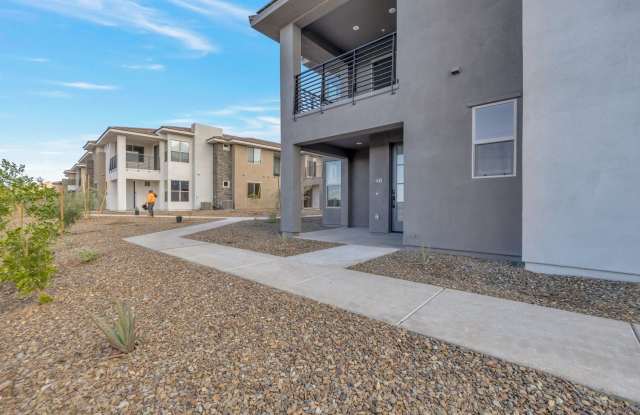 Charming 2BR Condo in Phoenix photos photos