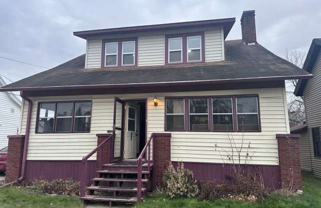 Click the “Apply Now” button or email wapmrentals@gmail.com for a prompt response. - 911 Townline Road, Wausau, WI 54403