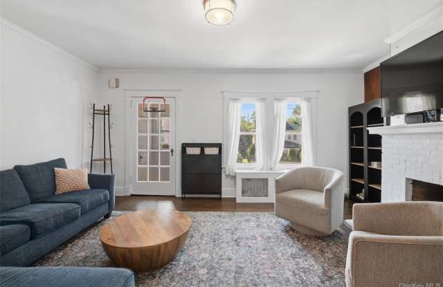 222 Carol Avenue Gallery 4