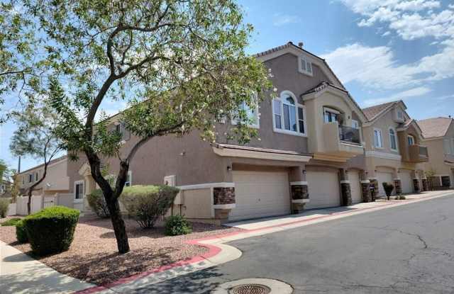 HIGHLY POPULAR PARADISE COURT COMMUNITY TOWNHOME!! photos photos